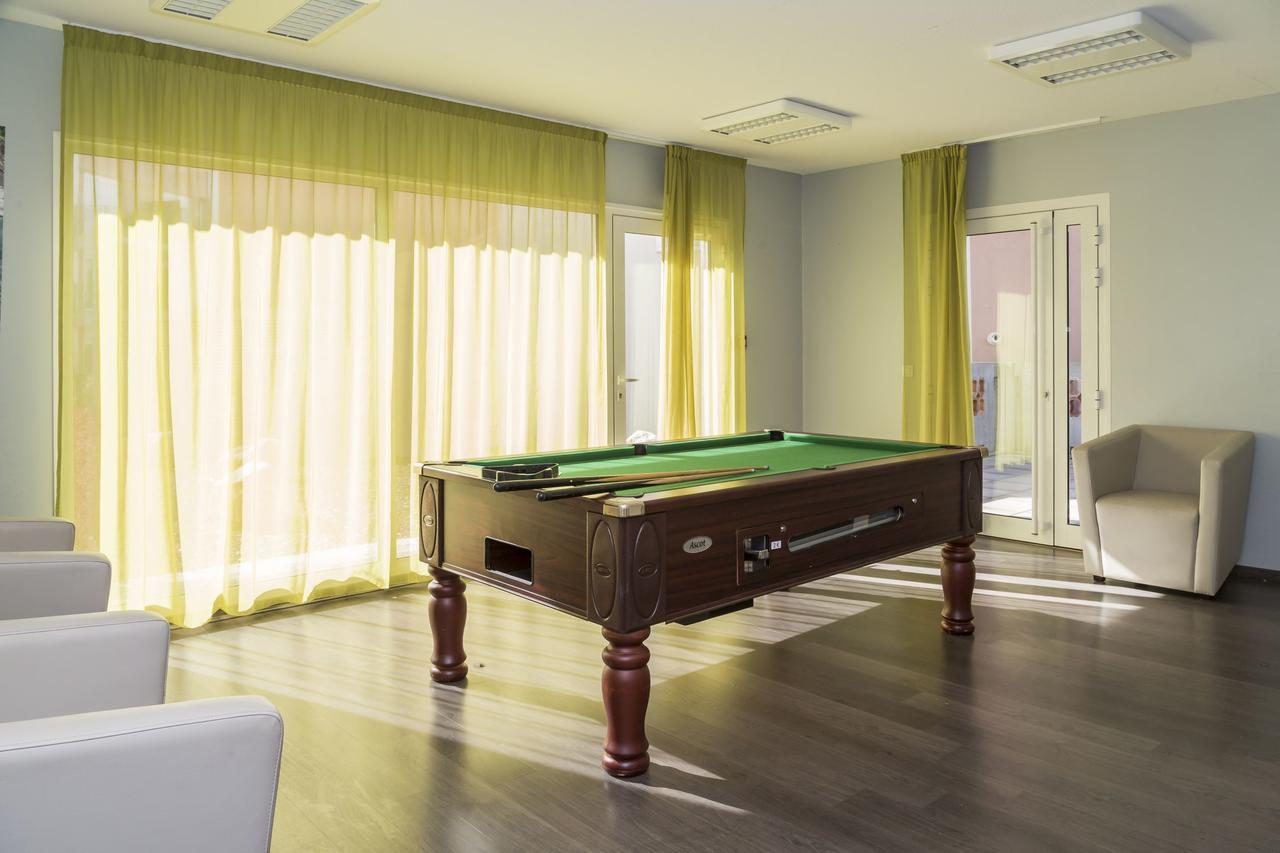 Residence Odalys Cote Provence Greoux-les-Bains Bagian luar foto