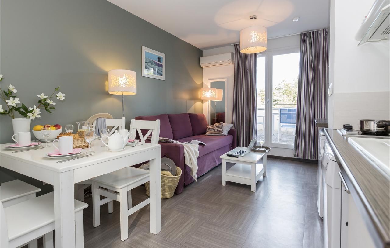 Residence Odalys Cote Provence Greoux-les-Bains Bagian luar foto